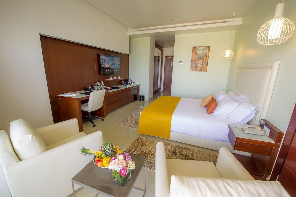 Burj On Bay Hotel Jounieh Bagian luar foto